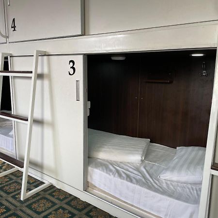 Capsule Hotel Technocave Biškek Exteriér fotografie