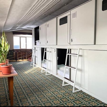 Capsule Hotel Technocave Biškek Exteriér fotografie