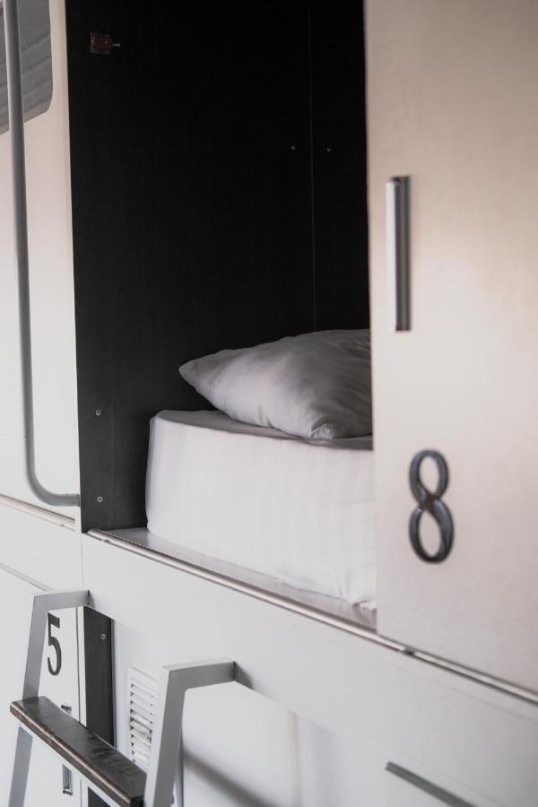 Capsule Hotel Technocave Biškek Exteriér fotografie