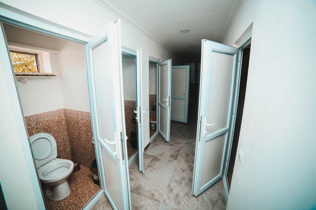 Capsule Hotel Technocave Biškek Exteriér fotografie