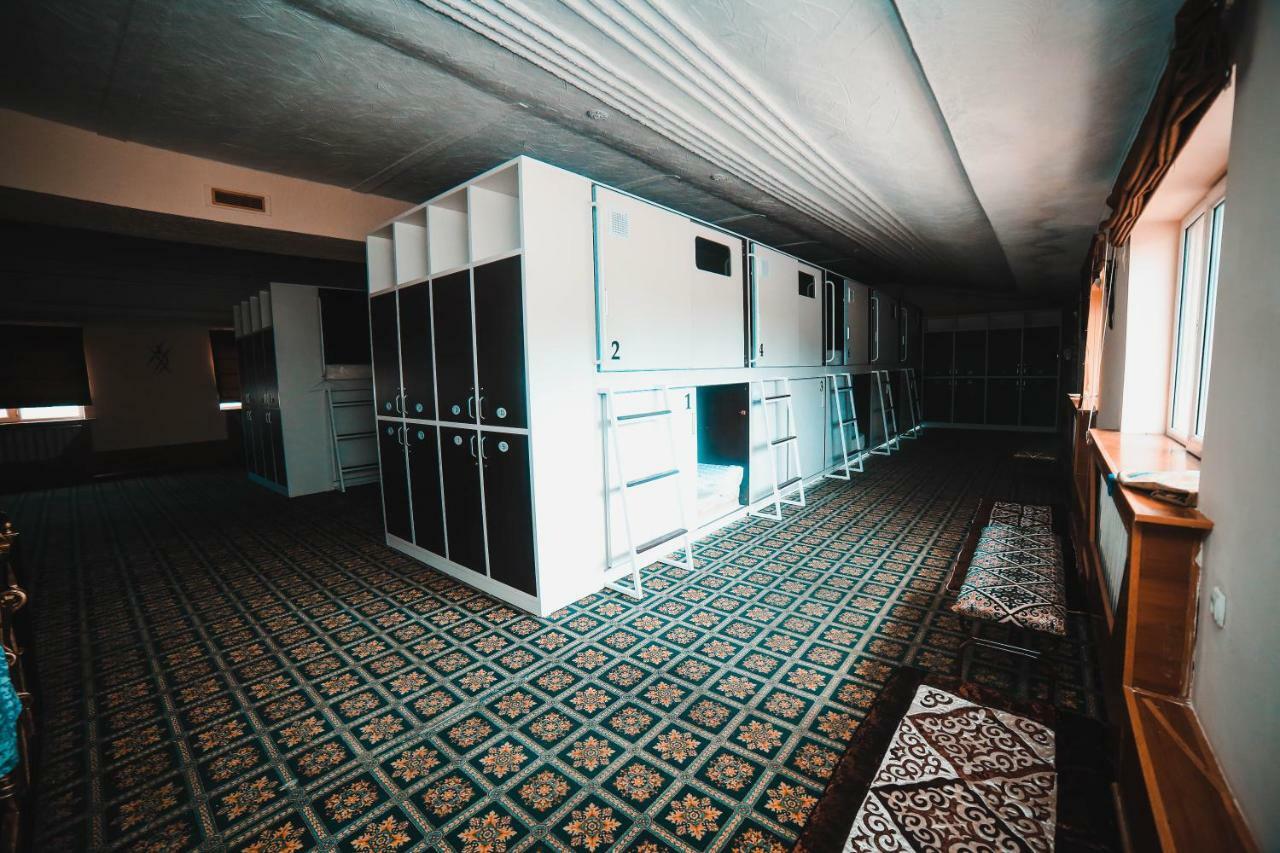 Capsule Hotel Technocave Biškek Exteriér fotografie